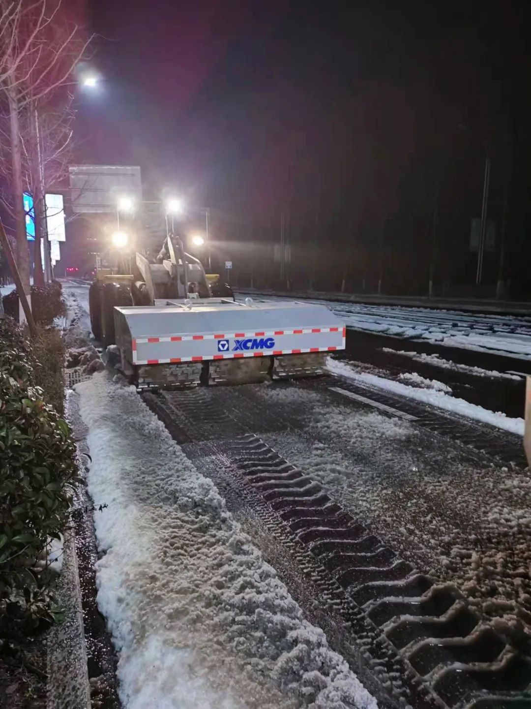 39ea7666be3c4c9595a891dae52115f9