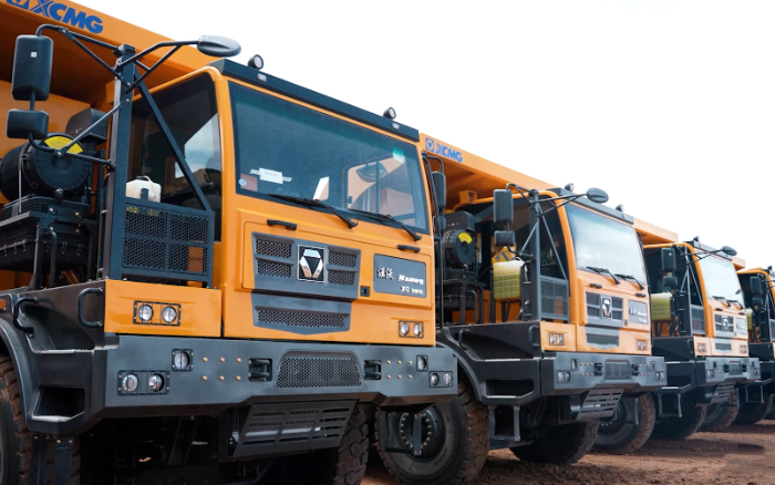 首批交付！20余台优德88矿卡进驻蒙古国大型矿区！