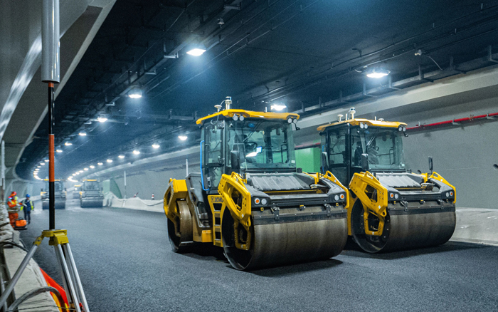 XD135TIV压路机：：：智能施工时代的高效利器！