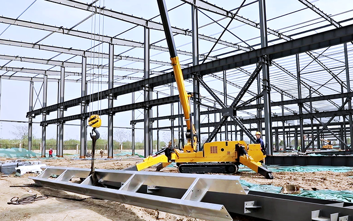 吊装界“蜘蛛侠”：：：小块头，，，大力士，，，高效能