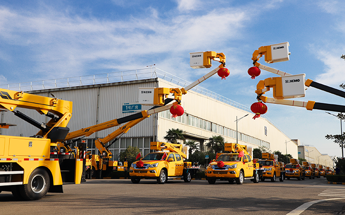 894618d90d1d4d99bc42df0666d0c67d