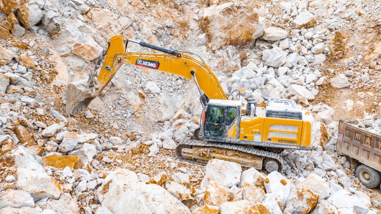 有XE500GK“坐镇”矿山，让我在事业开展上更有底气！！！