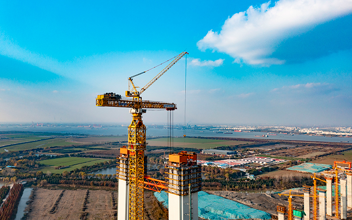 最重522吨！！优德88超大塔助力张靖皋长江大桥冲刺六项“天下之最”