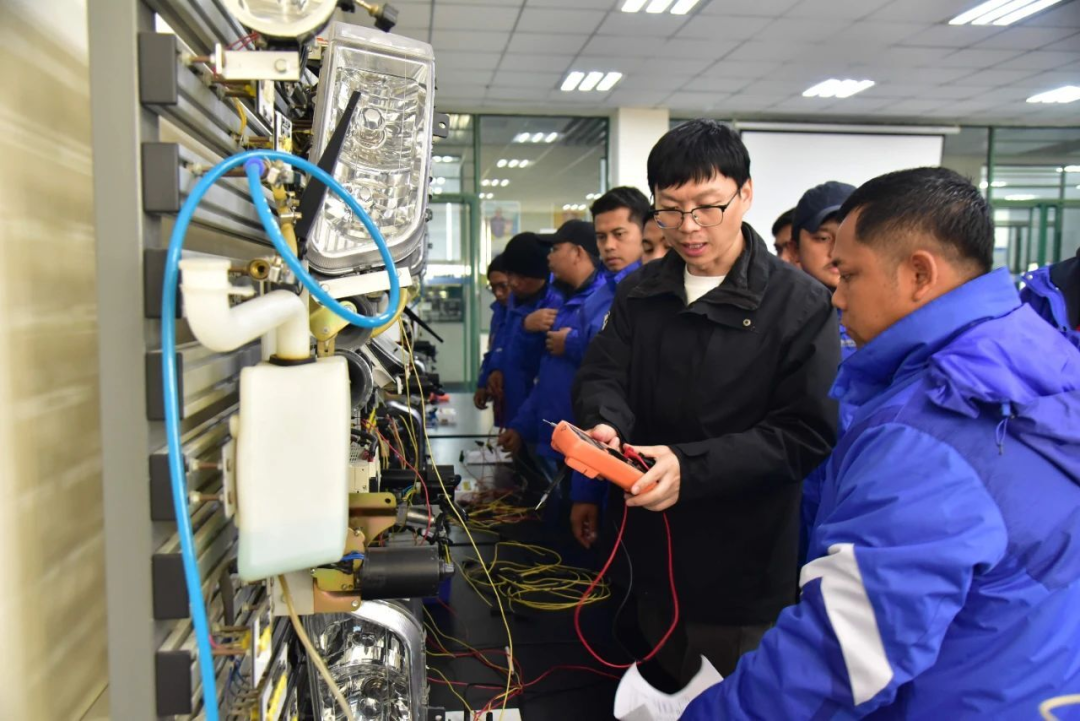 5d153047ed1b437f9fdd0475e32347c3