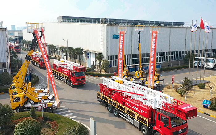 绿色修井效率再刷新，，，优德88电动修井机批量发车