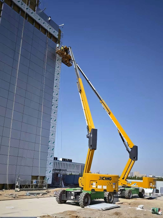 智慧物流中心外立面零碳施工，，，优德88XGS28ACK-Li成绿色施工密钥