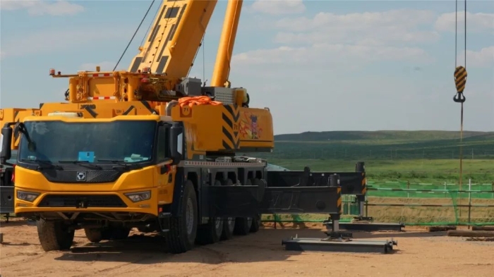 稳钩定乾坤！！！优德88G2代XCA200G8-1决胜风电基础吊装