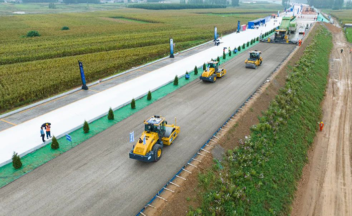 全场景智慧赋能，，优德88水稳层施工更便捷、更精准！