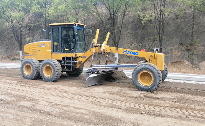 GR1803：：：施工智慧化，，服务全心+