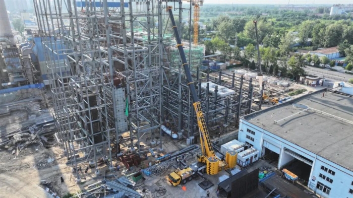 新买的“大块头”第二天就上工？这台优德88新款750吨开启“闯关”