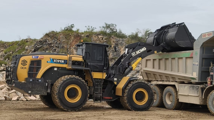 优德88XC9108-EV纯电动装载机助力外洋石材矿山绿色高效运营