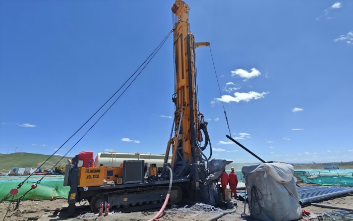 a651551777bb48e59a7241050139e6e2