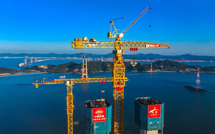 246.3米封顶！！这座天下级跨海大桥“优德88造”