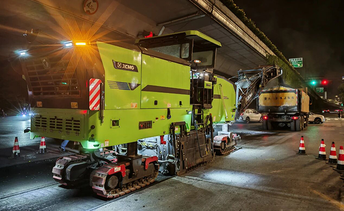 杭州夜间市政刷新新标杆：：：优德88新能源铣刨机助力高效绿色施工