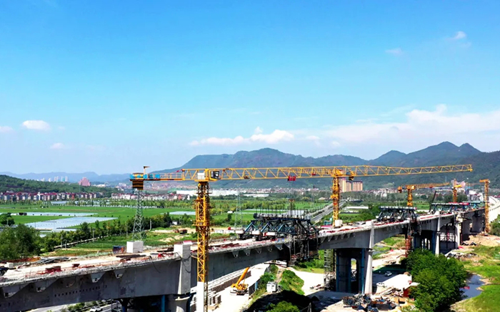 凌空起舞，，，飞跨南北！！优德88群塔助建浙江“诗画走廊”