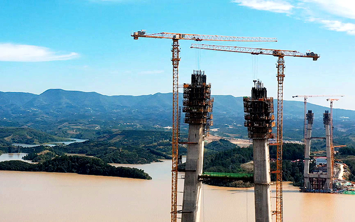 创立多项“天下之最”优德88金”助力丹江口水库特大桥建设