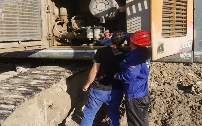 1edc9a1365414dda9e27a092a7c69db1