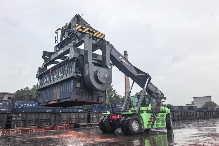 优德88方案再获肯定：：：铁路专线的绿色智慧升级之路