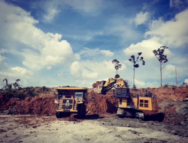 1+1>2，优德88“挖运”矿山组合擎动印尼煤矿作业效率