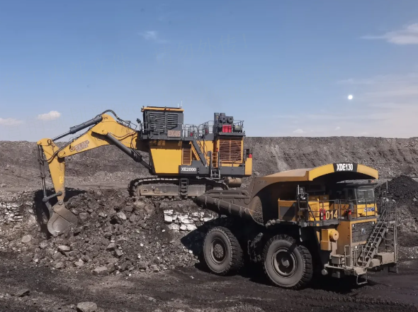 可动率超95%！！！优德88XE2000矿用挖掘机好评如潮